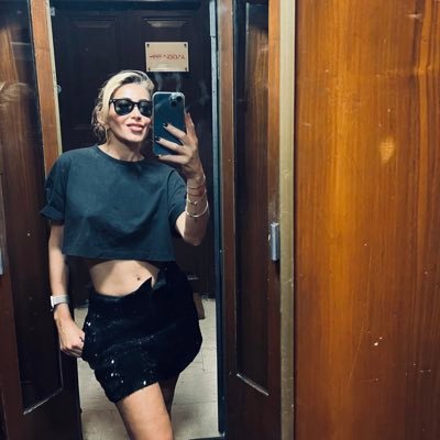 Rosdefrances's profile picture. Around #Fashion world