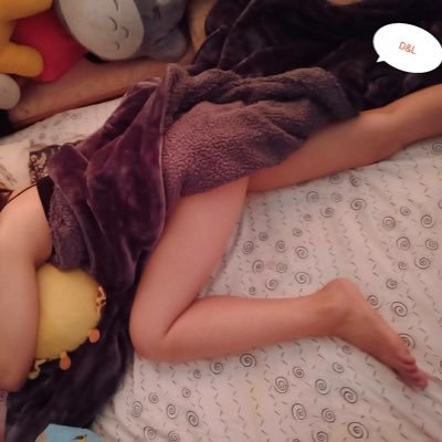 桃園新手夫妻,👨175/73 👸162/52,有短暫聯誼經驗,可先約喝咖啡聊天,偶爾還是怕生,同房換不換看女生感覺