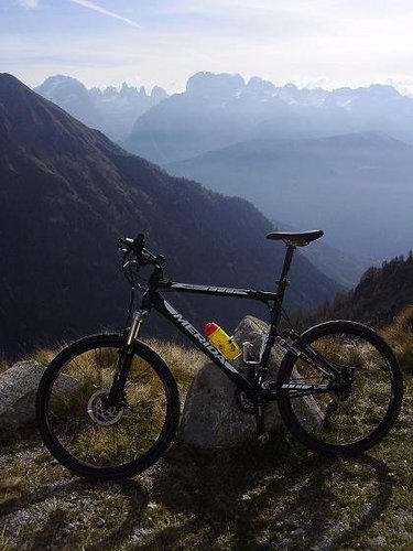 http://t.co/AzIoivZg8Z
Cicloweb: bicicletta e turismo nelle Alpi italiane. On line dal 19 maggio 2000