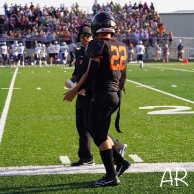 6ft 190lbs RB/TE/LS/ATH, Class of 24, 23-24 Captain cell: 612-227-6969 OHS🧡🖤
