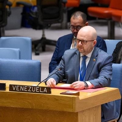 Siempre listo para servir a mi Patria Venezuela 🇻🇪 
Embajador Extraordinario y Plenipotenciario en Belarús 🇧🇾
@CancilleriaVE