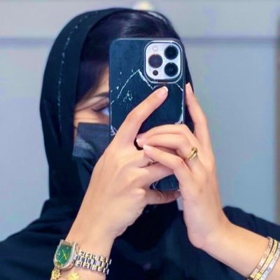كل ما أريده هو بعض الهدوء والعزلة والبعد عن الناس قدر الإمكان.