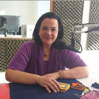 Acompañante Terapéutico Holístico. Sanadora Sistémica Integral
Biodecodificacion
Constelaciones Familiares
Registros Akáshicos
Talleres y Formaciones