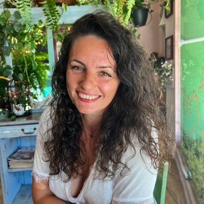 LavIn140's profile picture. #learn #relearn #unlearn #DevelopmentalCoaching #RevenueOps #HumanRights #philanthropy #cultures #playPOI #AIESEC #globalCitizen #Humanism