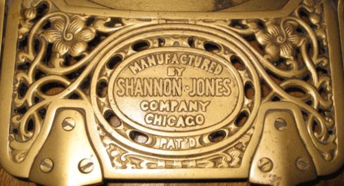 TimeoutCalled's profile picture. Believer. Husband, Son, Brother, Barber, Onwer.Chicago's Premier Barber Salon, :20 Second Timeout Foundation's President. 
2Corinthians 9:8 
#justcalled