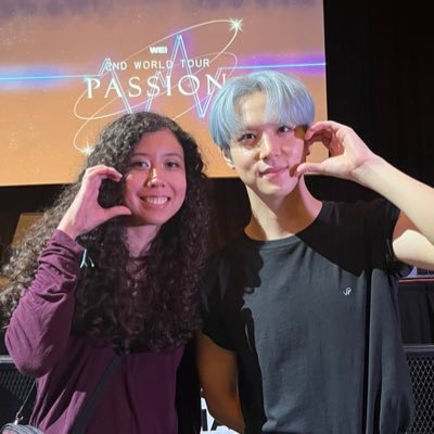 28 | seonghwa sang happy birthday to me