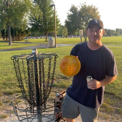 I am reasonable. Love me some disc golf and White Sox