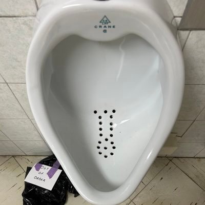 PoorLoser68's profile picture. 