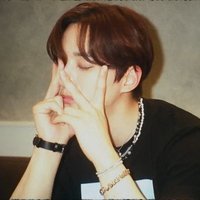 미드나잊 (@it125125) 's Twitter Profile