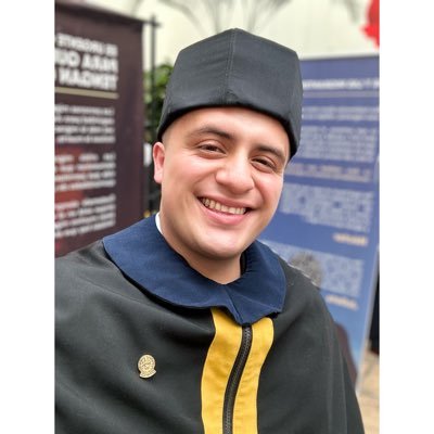 franciscorivcon's profile picture. Cayendo parado desde 1998.  Médico y Cirujano 🧑🏻‍⚕️