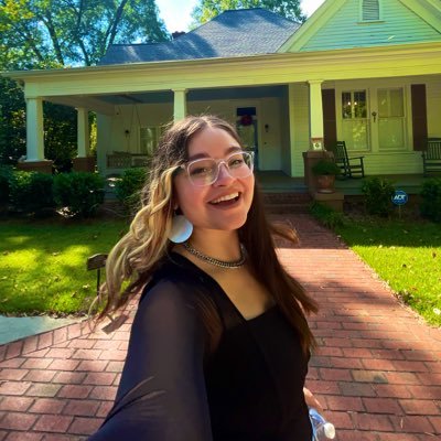 IG: lau.sophi | obsessed with sunsets, photography, and astronomy | born & raised at 🇵🇷 | spanglish ☀︎︎