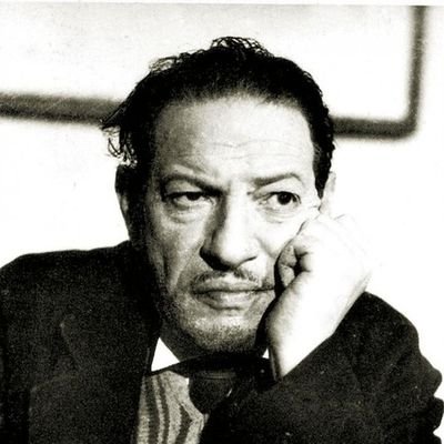 mohamed3bddo's profile picture. كل قلوب الناس جنسيتي فلتسقطوا عني جواز  سفري
☕📚