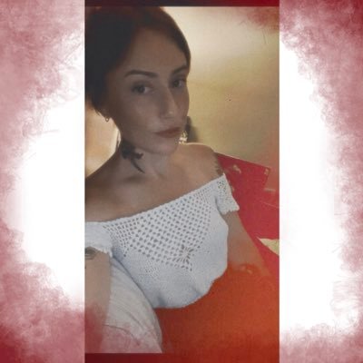 amarie_ness's profile picture. ⚜️Coffee artisan. Writer. Professional avocado-ripeness-estimator. Never have enough books or piles of them. Enigma.⚜️