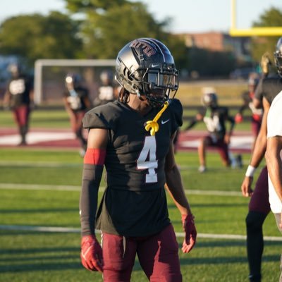 Aiyo’n Carter | Student Athlete | 5’9 165 pounds | Cardinal Ritter College Prep🦁| Slot Wr🥋 | 2024 I aiyon258@gmail.com