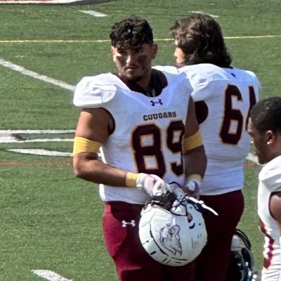 Tight End for Concordia University Chicago 💪🏼🏈