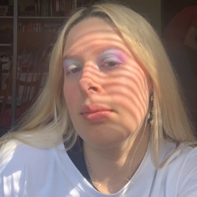 sydpnelly's profile picture. uh huh