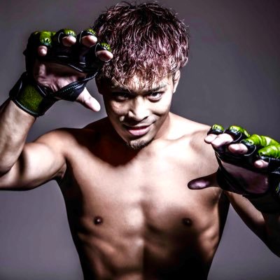 MMA fighter:#RIZIN 参戦中 #NLH #ポーカー お仕事のご依頼はこちらまでお願いします！ →teamshinobu.staff@gmail.com