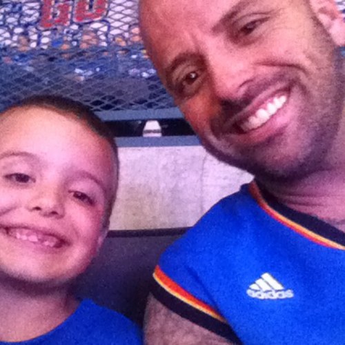 FourStarFitness's profile picture. Your neighborhood gym!