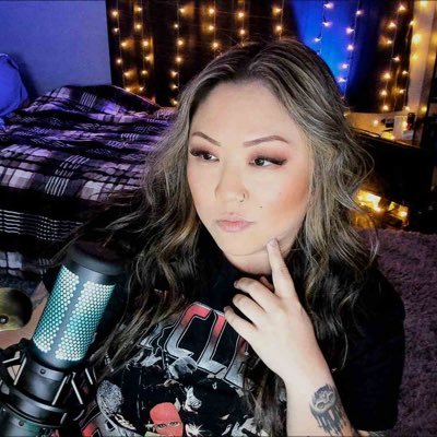 Content Creator. Apex Potato. Loba Main. Whiskey Drinker. I stream on Twitch every once in a while 😌 @BeFearfuI💖