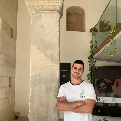 Jesús Robles Moreno Profile