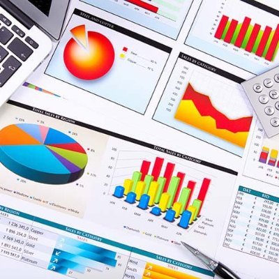 تحليل إحصائي (Statistical Analysis):
تحليل الانحدار (Regression Analysis):
اختبار الفرضيات (Hypothesis Testing):
تحليل التباين (ANOVA - Analysis of Variance)