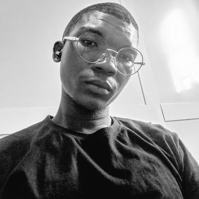 »Pharmacist 💊| @thepitafrica  
»🤖 Motion graphics designer |
»Strategist👨🏽‍💻 | @earnit_halal

»Rosul's«

a Mutant
that Rᴇᴀᴅs the mind;

LFC⚽🔴FPL.