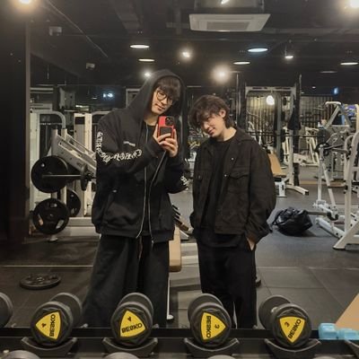 aclarissa29's profile picture. 