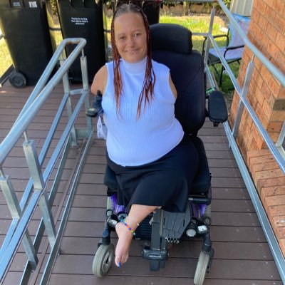 Born an amputee. Kick ass mother and wife in a wheelchair. “Never give up”. I love playing PS5……play with my feet 🦶 Massive Melbourne Storm Supporter 💜