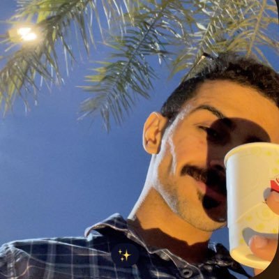 سبحان الله وبحمده سبحان الله العظيم يقُال آنَ هنُاكَ حَلمآ تحَققَ بالدُعاَء .... فَ يآربَ حَقق الآمَانيَ