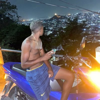 sdds du borel😭🥀sdds Matheus 😭🥀sdds galo😭🥀 olha por nós aí de cima meus cria 😭💔
Tt novo😡