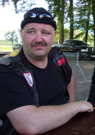 zzrfaxe's profile picture. 