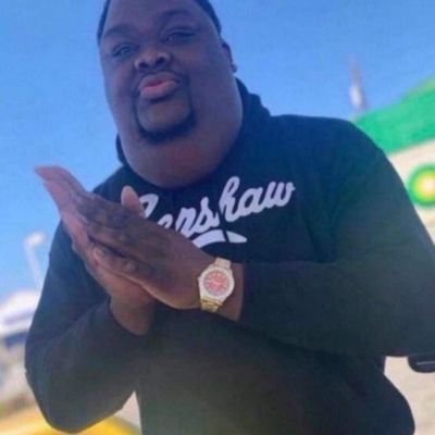 theadam2527's profile picture. 