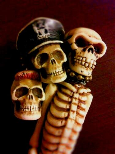 declarethepenni's profile picture. 普通に生活してます。そんな僕の感覚で呟きます。