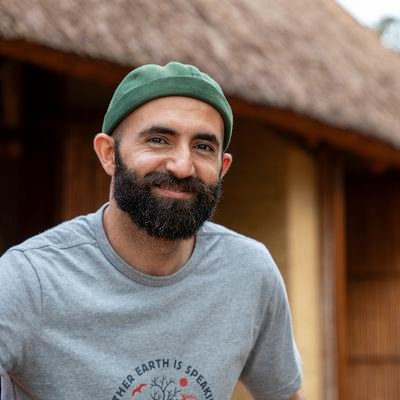 ⵣⵢⴰⴷ ⴰⵍⵃⴻⵎⴷⵉ
Founder of @Mountain_ly 🌲| BioMedical Engineer | Visual Designer |