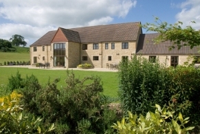 cumberwellbarns's profile picture. Award winning self catering cottages nr Bath, Luxurious ensuite rooms, wifi & parking. Fantastic location in the Wiltshire Countryside. Golf Course on site.