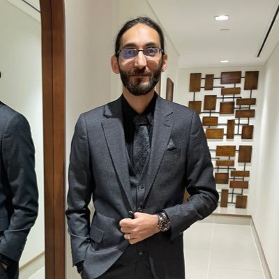 مهندس اتصالات .. مهتم بالشؤون الاقتصاديه .. خبير في المجال العقاري