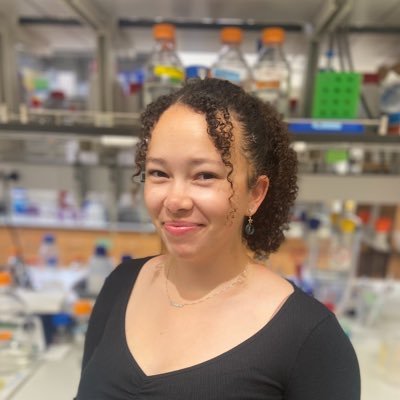 PhD student at UCSD in Dr. Jazz Dickinson’s lab 🌱2023 HHMI Gilliam Fellow 🌿 interested in metabolite patterning in maize roots🍃@sacnas_UCSD