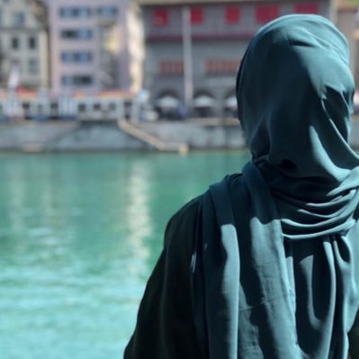 دكتوراه في تكنولوجيا التعليم| خبرة في تحليل الأنظمة، وتطوير الحلول التقنية المبتكرة، وتقنيات التعليم الحديث| أعمل في مؤسسة البيان للاستشارات .📚