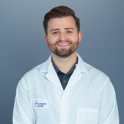 markstrong95's profile picture. PGY-2 AP/CP Resident @NYUGSOMpathres - 🌈🏳️‍🌈 (he/him)