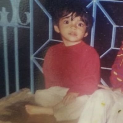 MoxeshM's profile picture. Founding Product Manager @ Fintech SAAS | Ex-Founder (Vtorlabs | Myyba)