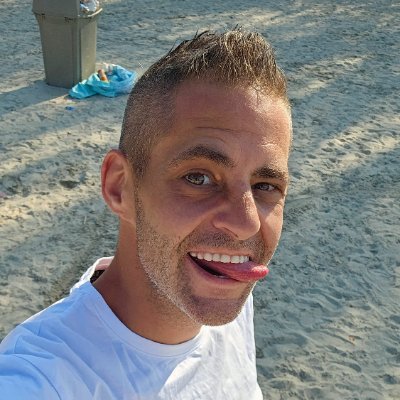 CameoDenny's profile picture. Nieuw op X - interesses in politiek, formule 1, ajax en media - vader - partner - flapuit