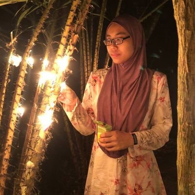 ehhhhNadiaKe's profile picture. .