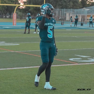 3⭐️DB @ Miami Palmetto Senior High | C/O 24’ | 6’1 176lbs | Instagram: _.suave5 | Email: ljohnson262005@gmail.com