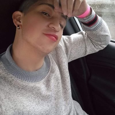 Me gusta escuchar música 
Bailar 
Videos
tiktok @joandreshernandez