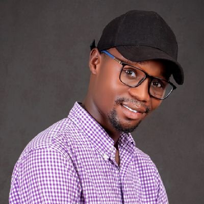 Ambrava1's profile picture. 💻|Online Entrepreneur 
💰|Digital Marketer