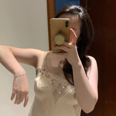 Sindi_Love82's profile picture. Happiness is when you love and are loved ❤️