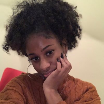 AyoNelly_ Profile Picture