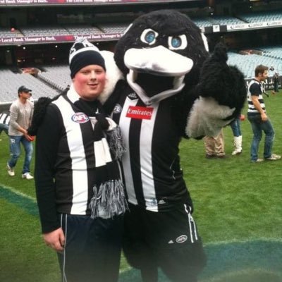 Proud supporter of the 2023 Premiers Collingwood! Follow this and my other acc. @nufc @Collingwoodfc @Fearsword