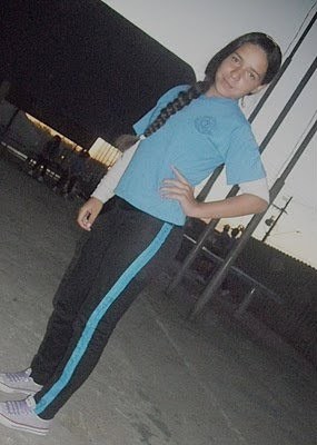 É estranho sentir tudo, e não saber descrever nada.sz'
SEGUE *-*