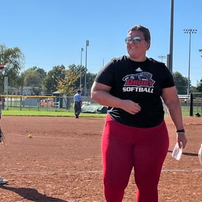 Drury University Head Softball Coach 💪🏼 McK Softball Alum 💜